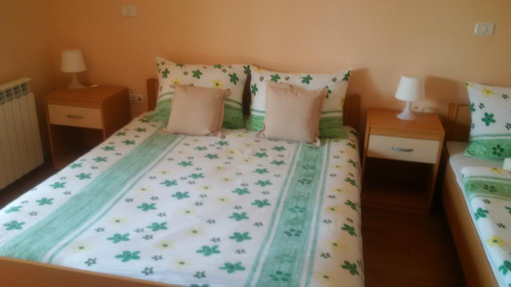 Osterija Na Planinci Bed & Breakfast Divaca Luaran gambar